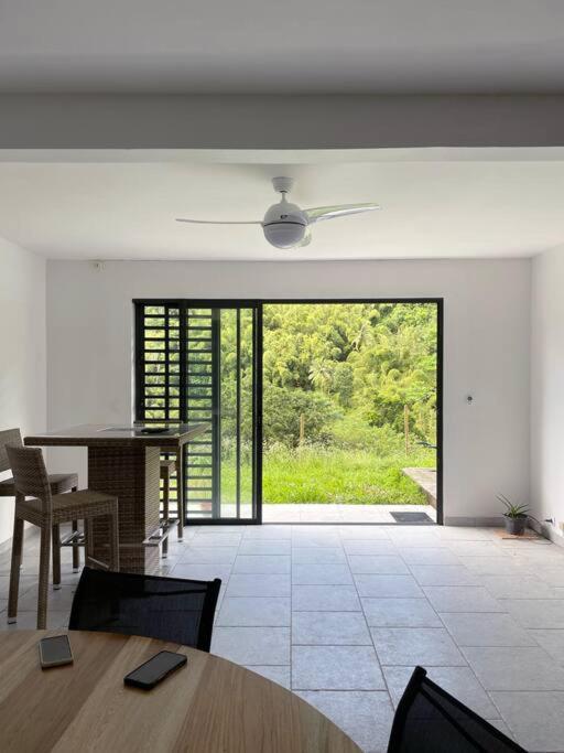 Spacieux Appartement A La Villa Montagne Le Carbet Exterior foto