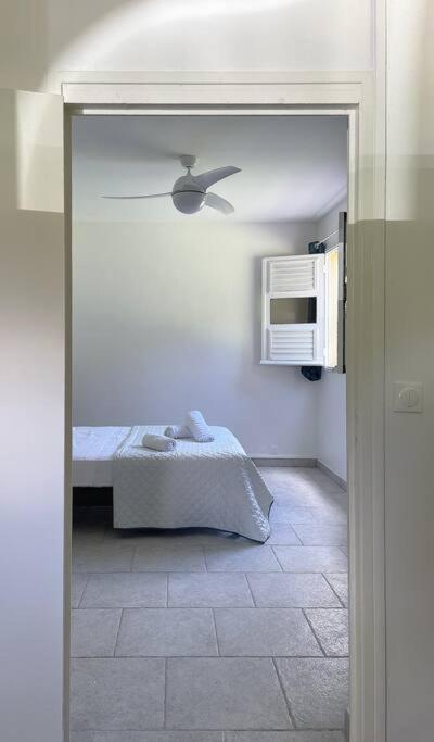 Spacieux Appartement A La Villa Montagne Le Carbet Exterior foto